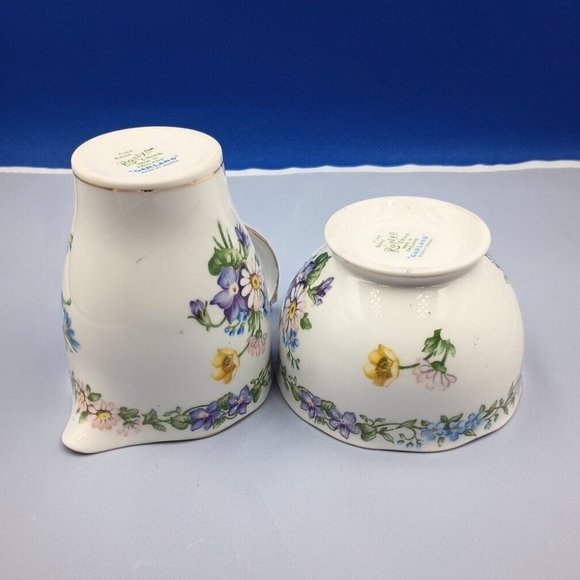 Roslyn Garland Creamer & Sugar Vintage Bone China 1940s England - Picture 4 of 8